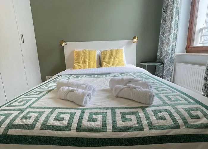 Cybernetyki Prime Apartment